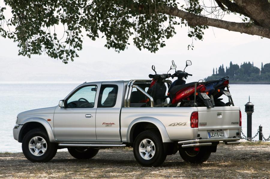  Mazda B2500 2004 года  (фото 72 из 81)